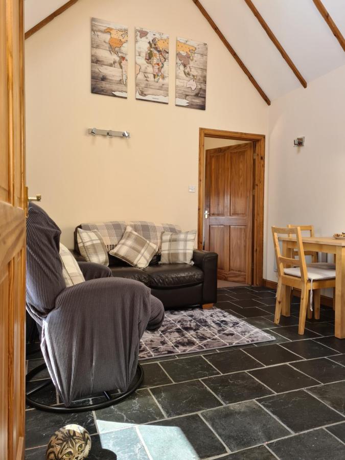 The Old Post House Villa Fort William Exterior photo